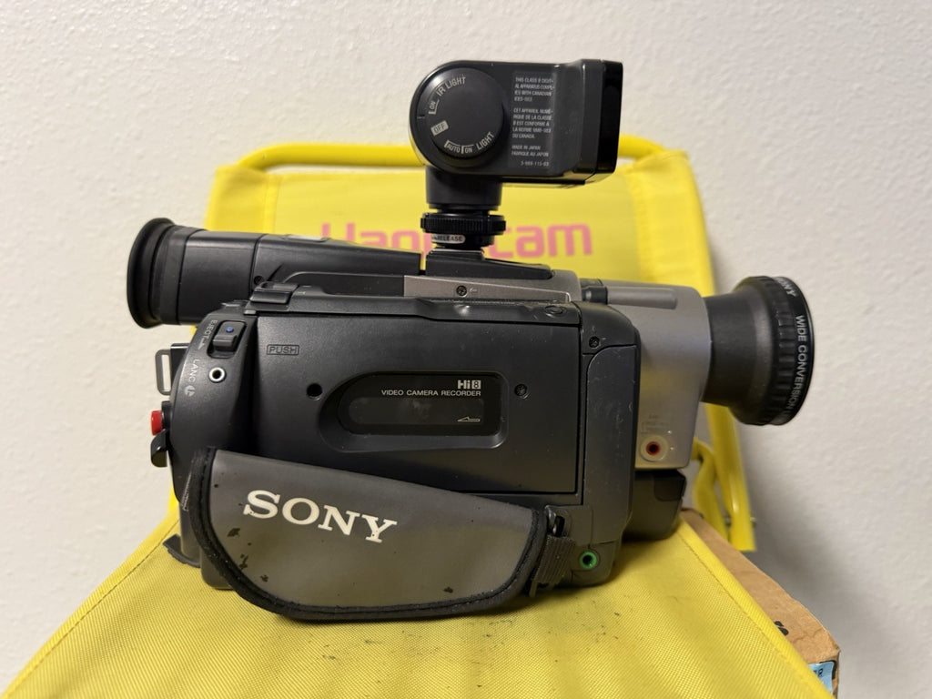 Sony Handycam CCD-TRV95 Hi8 w/Nightshot Ghost Hunting Infared TESTED WORKING BT3