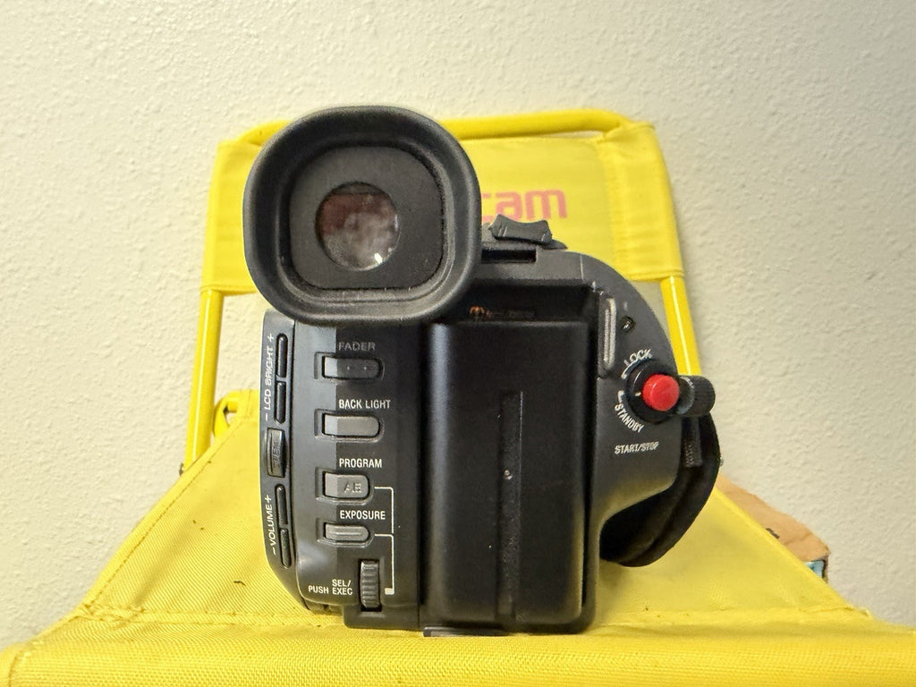 Sony Handycam CCD-TRV82 Hi8 Camcorder + USB Transfer Kit TESTED WORKING 4