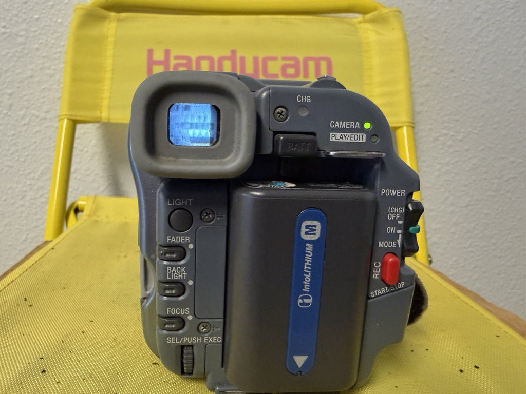 Sony Handycam CCD-TRV328 Nightshot Hi8 Camcorder USB Transfer TESTED WORKING 4