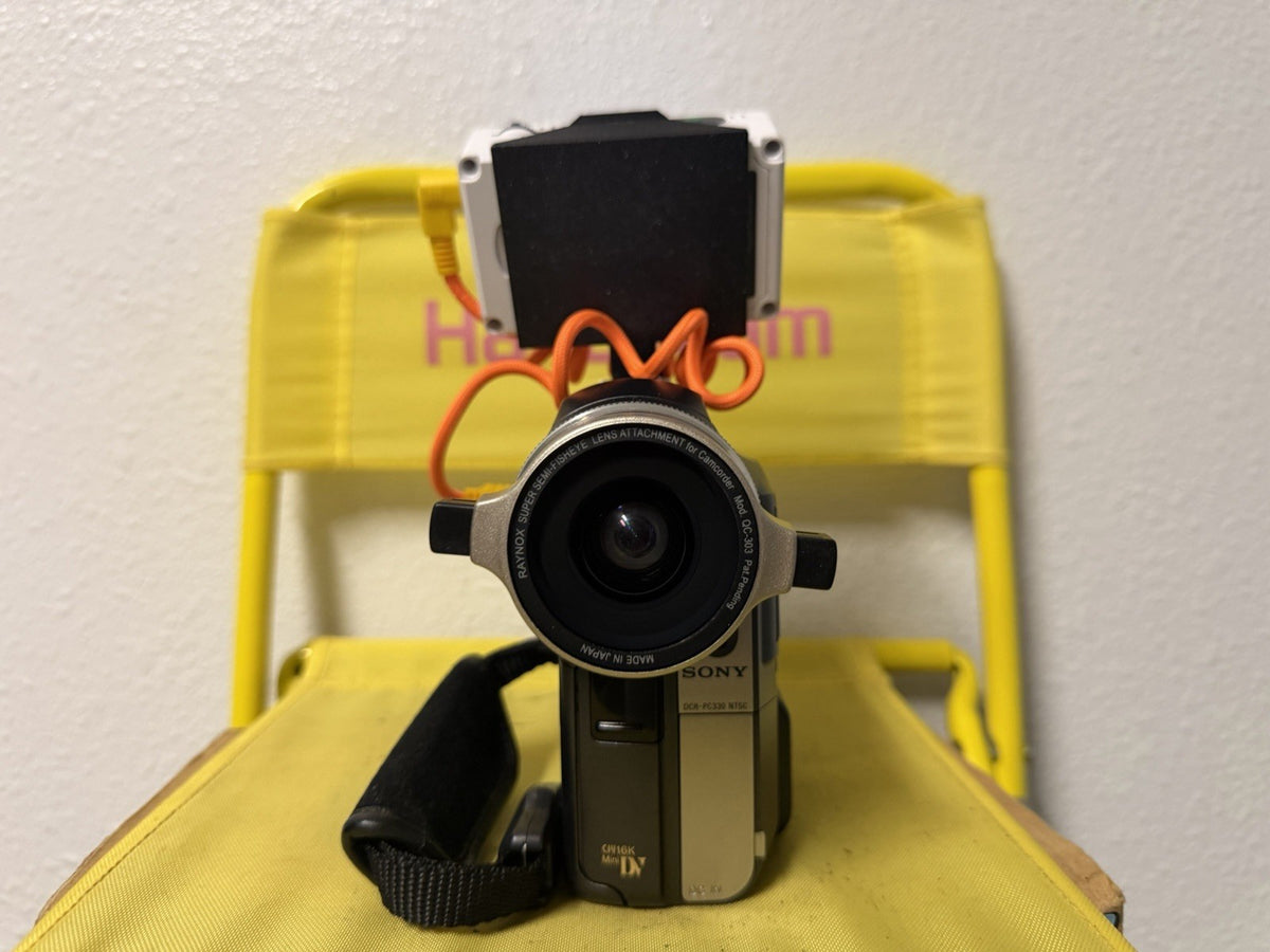 Sony Handycam DCR-PC330 Mini DV Tapeless Powerplay + Fisheye W/Nightshot 2