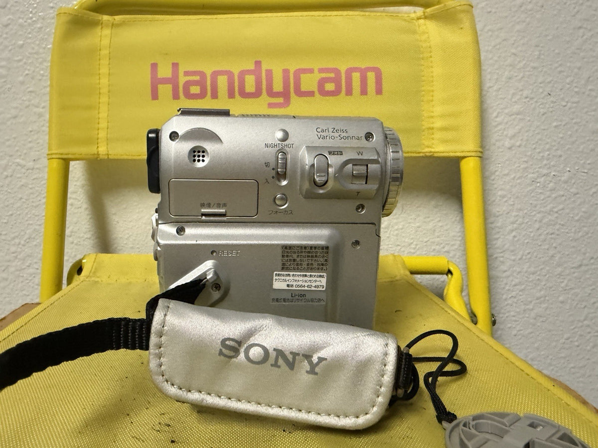 Sony Handycam DCR-PC105 Mini DV Camcorder w/Nightshot + USB TESTED WORKING 3