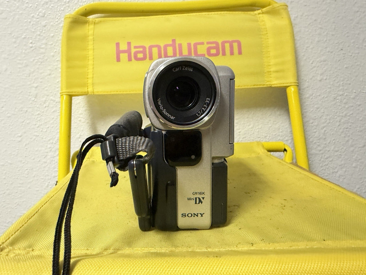 Sony Handycam DCR-PC5 Mini DV Camcorder w/Nightshot + USB TESTED WORKING  RARE2