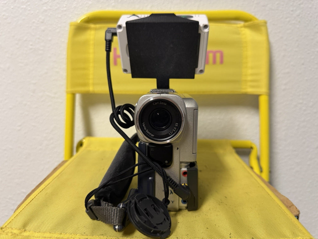 Sony Handycam DCR-PC5 Mini DV Tapeless Powerplay To Micro SD W/Nightshot 2