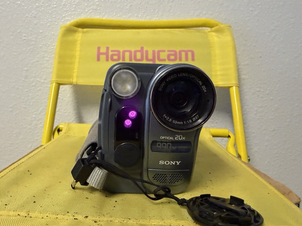 Sony Handycam CCD-TRV328 Nightshot Hi8 Camcorder USB Transfer TESTED WORKING 2