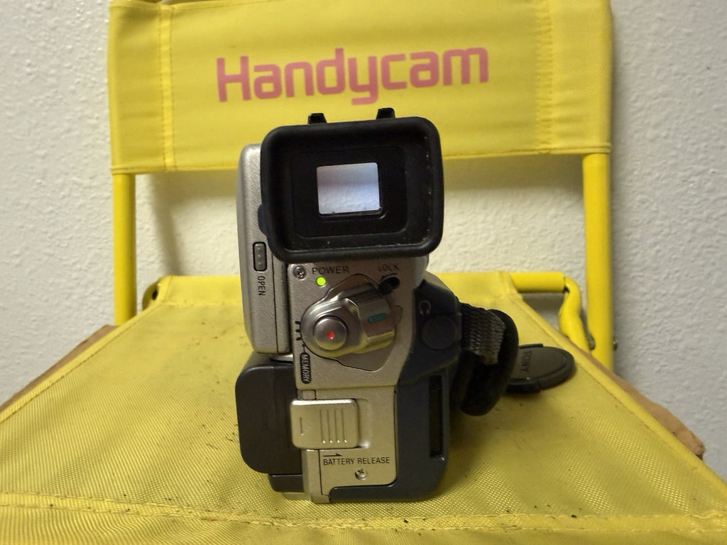 Sony Handycam DCR-PC5 Mini DV Camcorder w/Nightshot + USB TESTED WORKING  RARE4