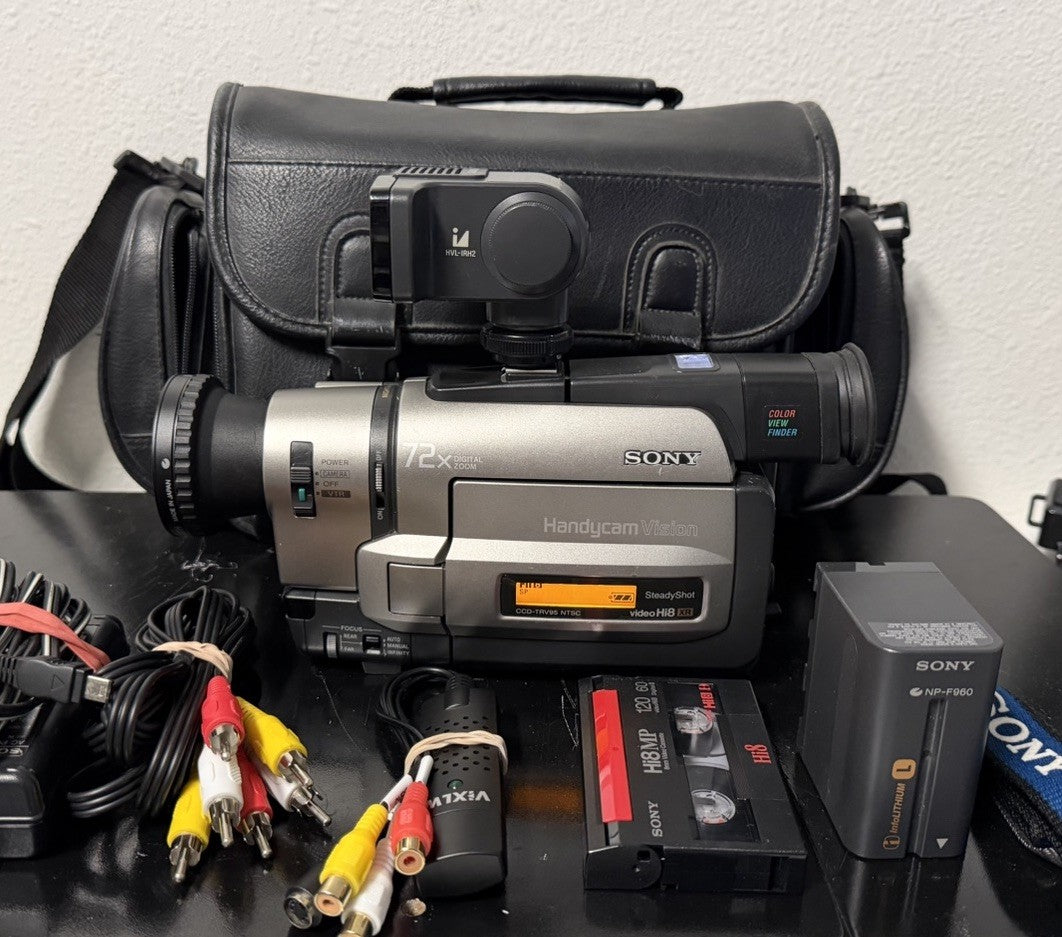 Sony Handycam CCD-TRV95 Hi8 w/Nightshot Ghost Hunting Infared TESTED WORKING BT0